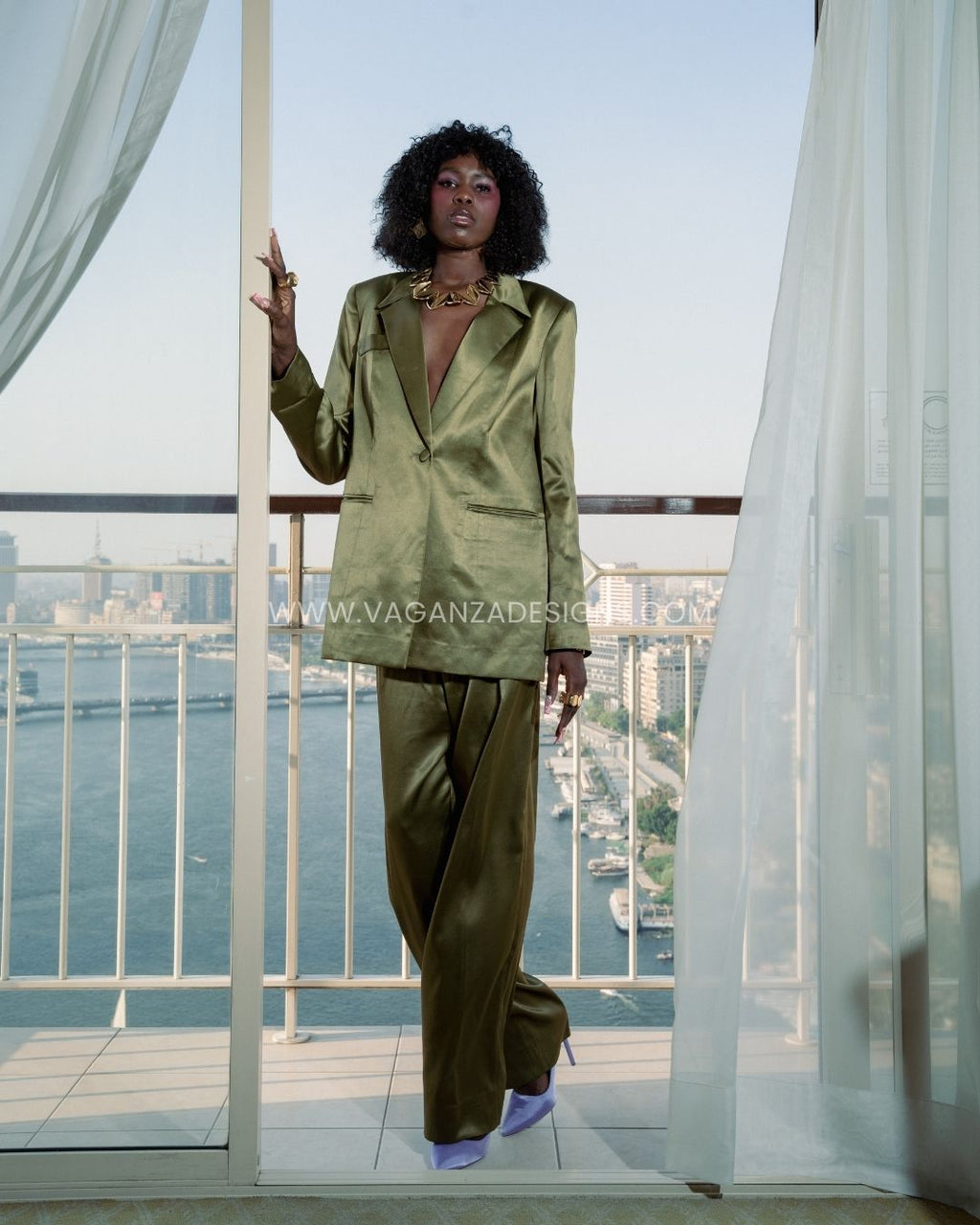 Olivina Suit